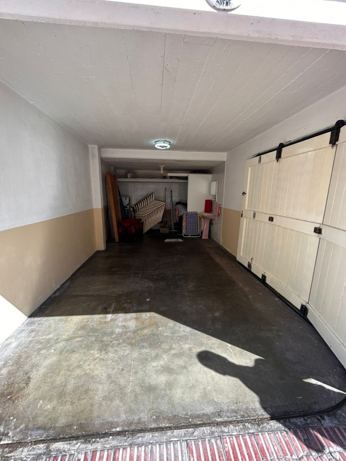 EXCELENTE DEPARTAMENTO DE 3 AMBIENTES CON DEPENDENCIA DE SERVICIO Y COCHERA- ZONA TORREON- VISTA PLENA AL  MAR