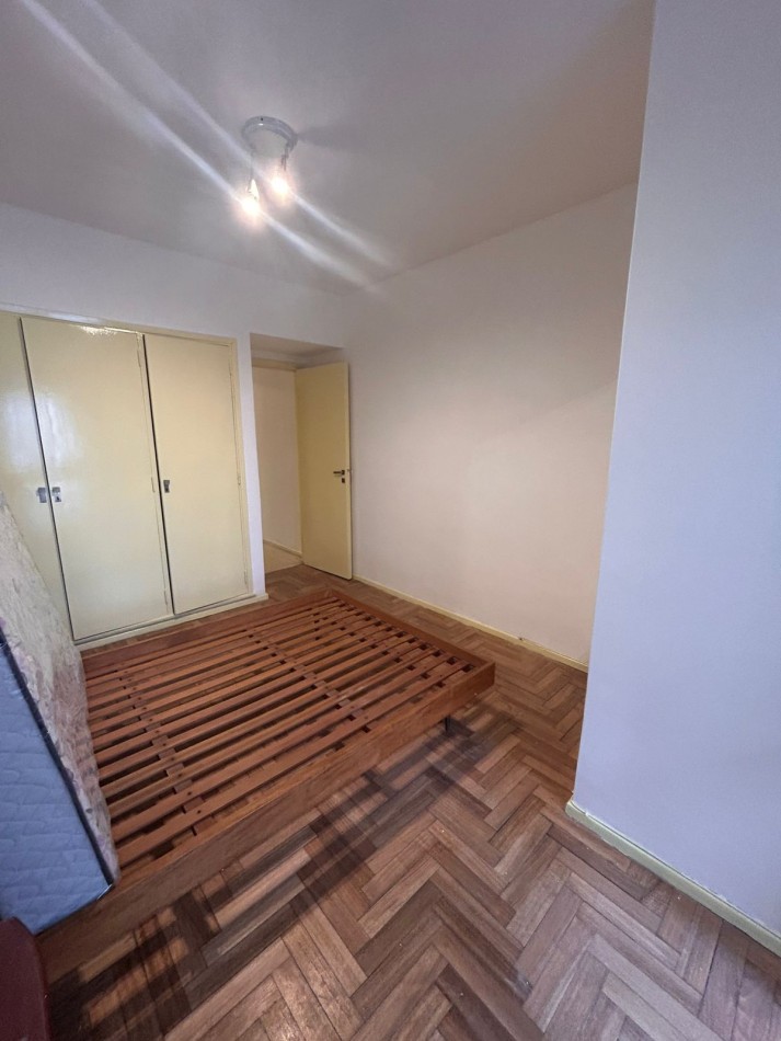 VENTA DEPARTAMENTO DE 2 AMBIENTES EN CORRIENTES Y BOLIVAR 