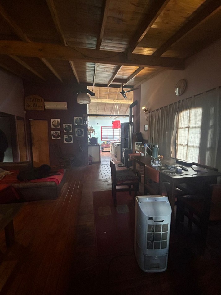 VENTA CASA DE 3 AMBIENTES EN LOS NARANJOS AL 3900