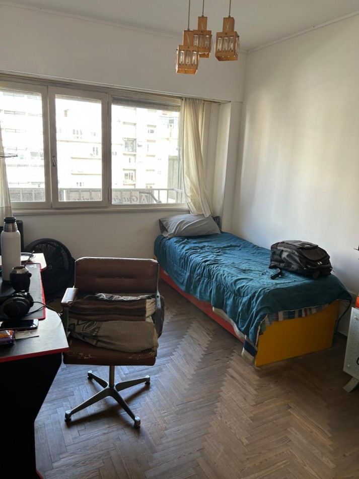 VENTA DEPARTAMENTO DE 3 AMBIENTES A LA CALLE - DIAGONAL ALBERDI Y SANTIAGO DEL ESTERO- CON COCHERA MUY COMODA- 