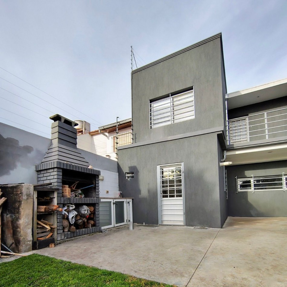 VENTA CASA DE 4 AMBIENTES A ESTRENAR EN DON BOSCO Y SANTA CRUZ 