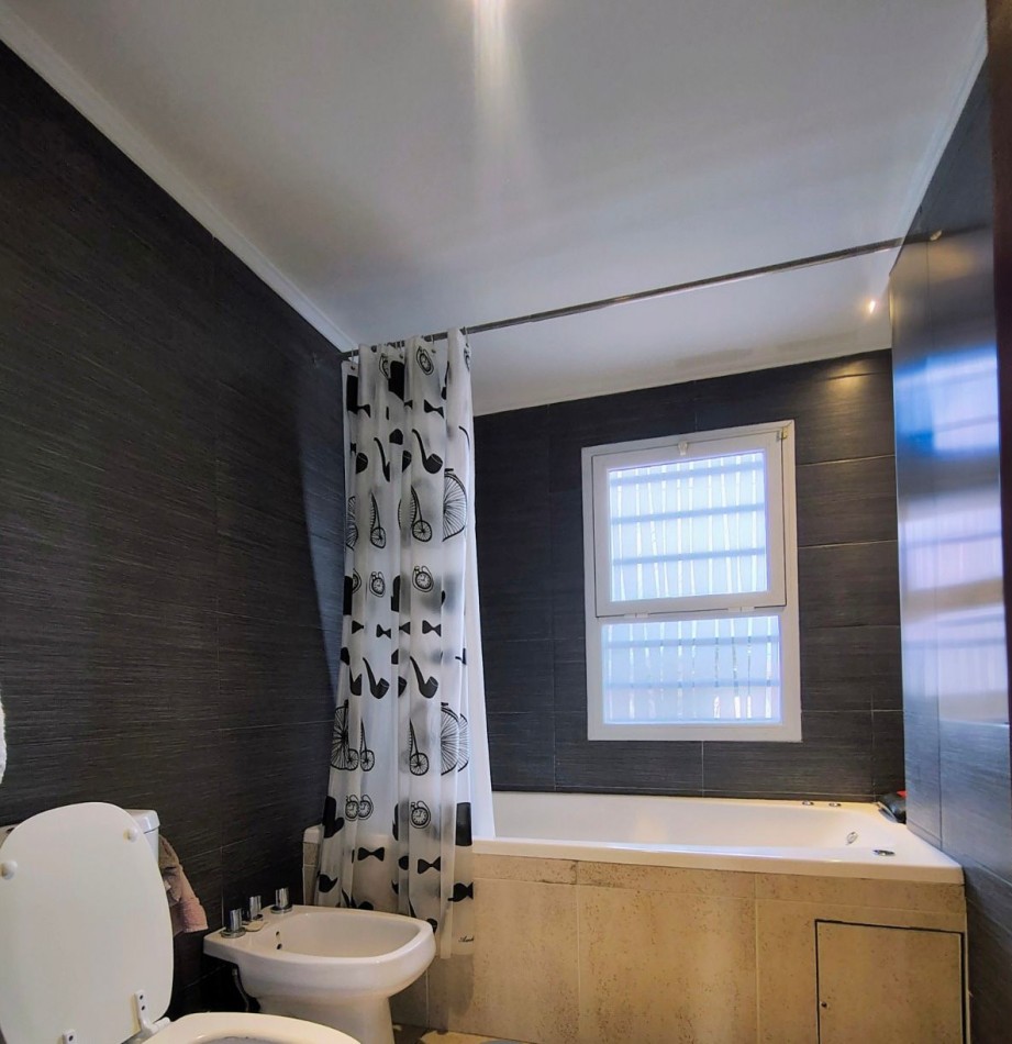 VENTA CASA DE 4 AMBIENTES A ESTRENAR EN DON BOSCO Y SANTA CRUZ 