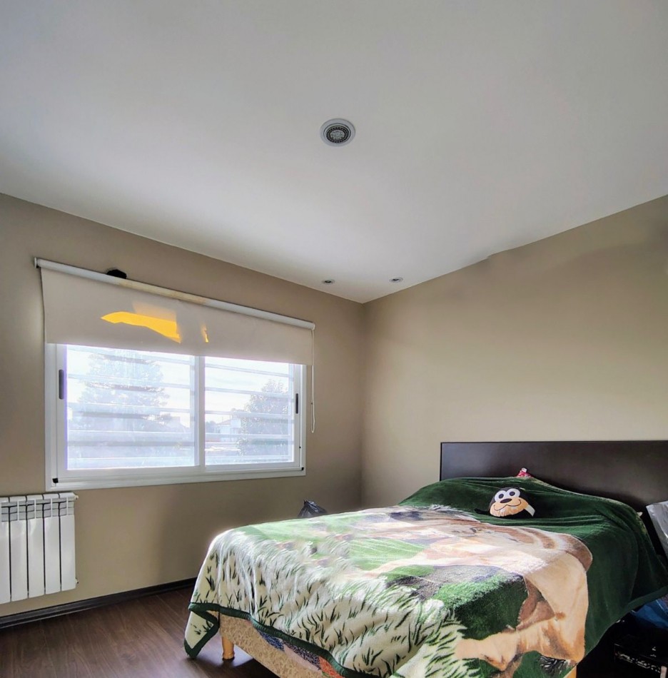 VENTA CASA DE 4 AMBIENTES A ESTRENAR EN DON BOSCO Y SANTA CRUZ 