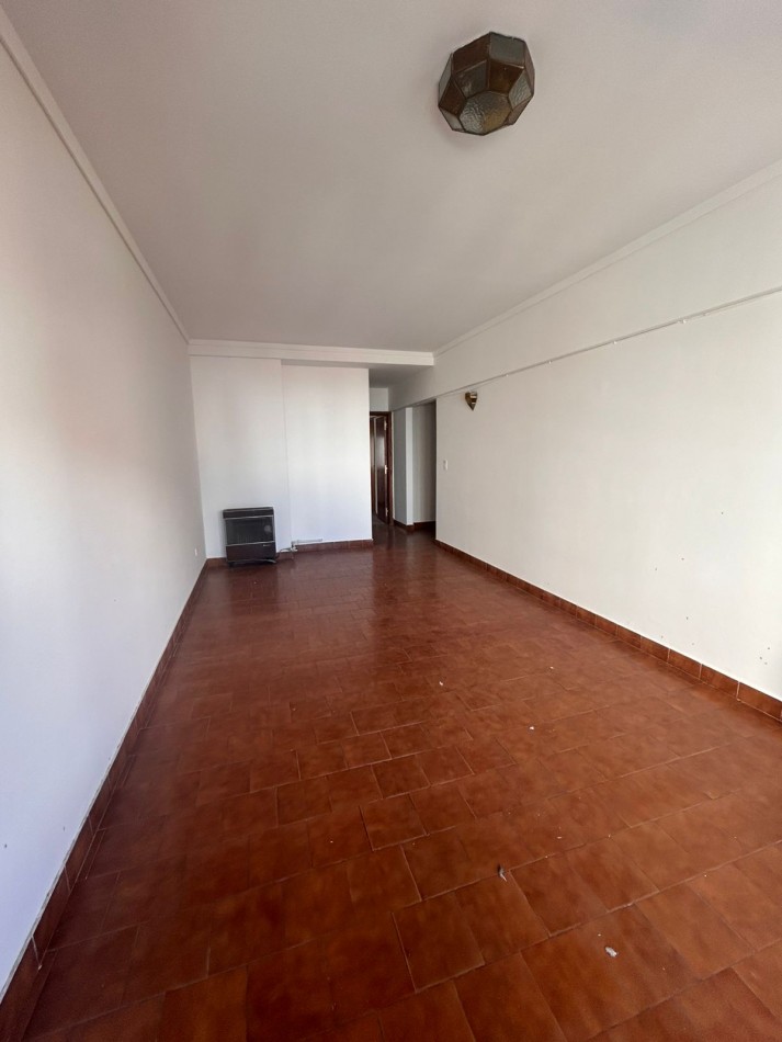 VENTA DEPARTAMENTO DE 2 AMBIENTES EN 11 DE SEPTIEMBRE E INDEPENDENCIA 