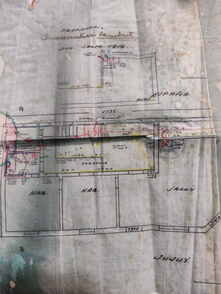 VENTA LOCAL DE 150 METROS EN SAN MARTIN Y JUJUY 