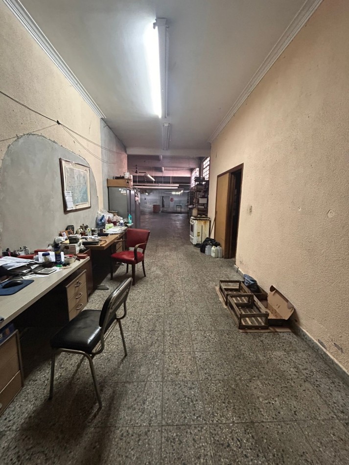 ALQUILER GALPON DE 570 METROS EN INDEPENDENCIA Y ALMAFUERTE 