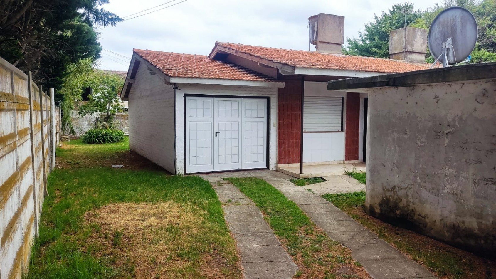 VENTA CASA DE 3 AMBIENTES EN PH  EN FRANGUELLI AL 5000 A 1 CUADRA DEL PARQUE CAMET 