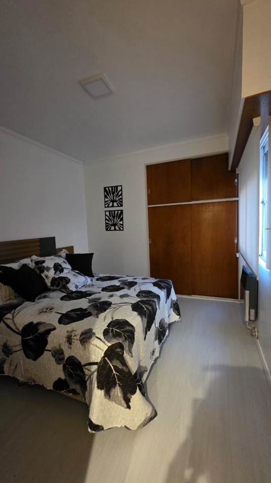 VENDO EXCELENTE 3 AMBIENTES. PLAZA MITRE- CON COCHERA