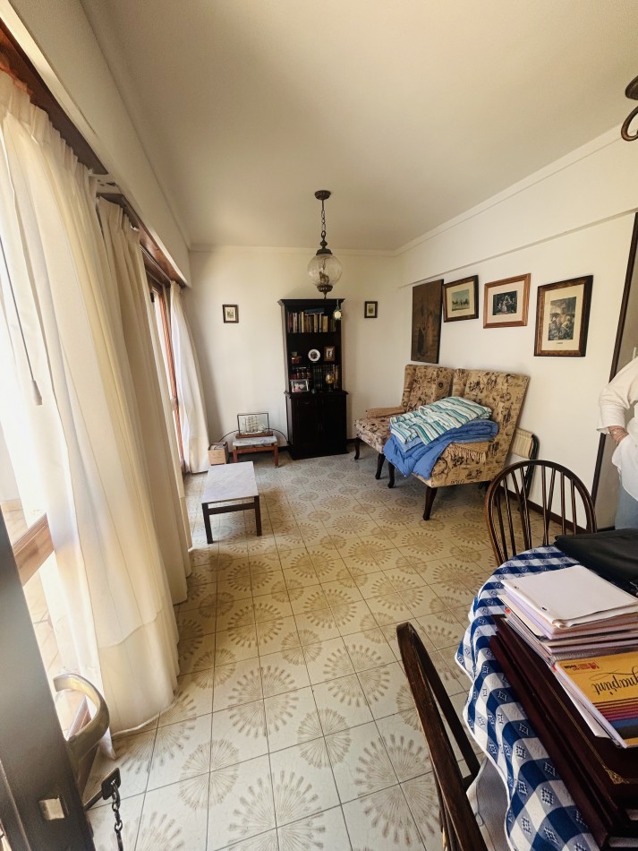 VENTA DEPARTAMENTO DE 2 AMBIENTES EN LA RIOJA Y LIBERTAD 