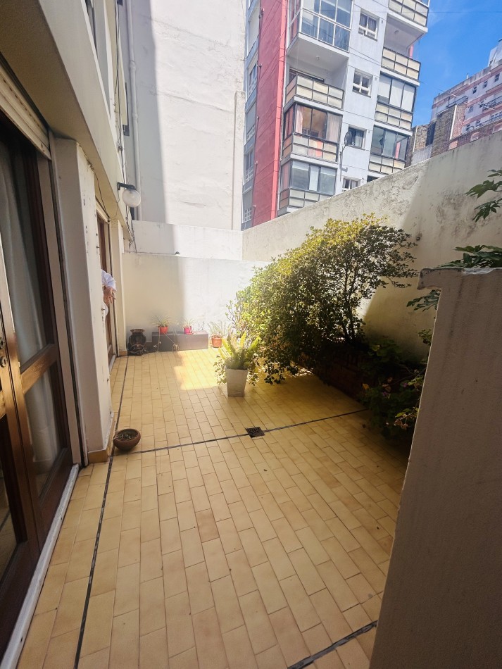 VENTA DEPARTAMENTO DE 2 AMBIENTES EN LA RIOJA Y LIBERTAD 