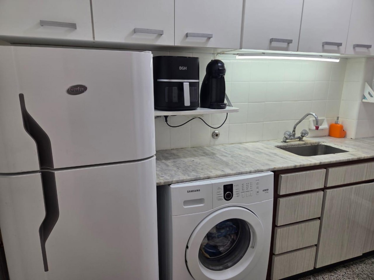 VENTA DEPARTAMENTO DE 2 AMBIENTES CON DEPENDENCIA ZONA TORREON DEL MONJE 