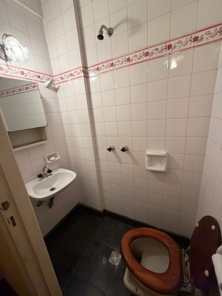 VENTA DEPARTAMENTO DE 4 AMBIENTES EN LURO Y SALTA 