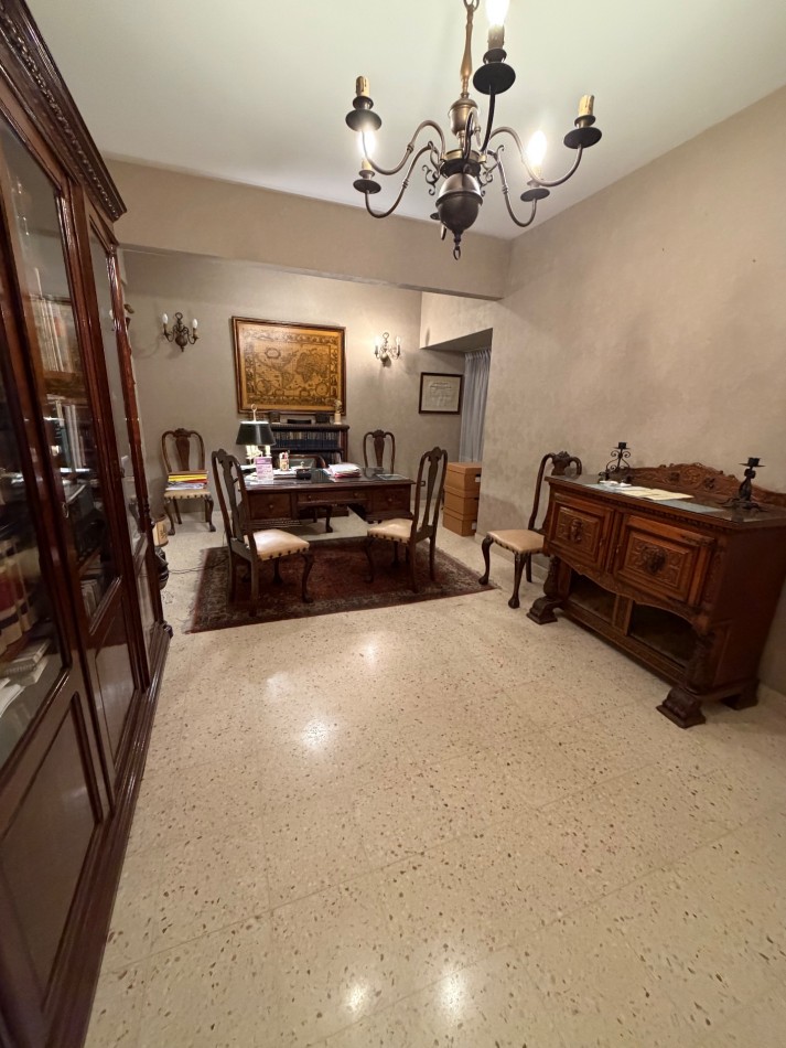 VENTA DEPARTAMENTO DE 4 AMBIENTES EN LURO Y SALTA 