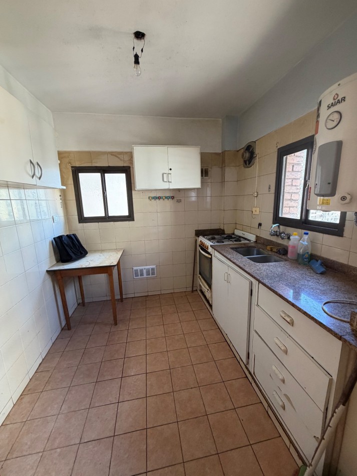 VENTA DEPARTAMENTO DE 3 AMBIENTES EN INDEPENDENCIA Y LIBERTAD