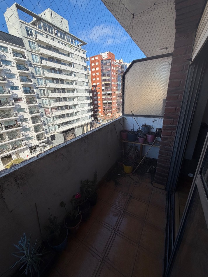 VENTA DEPARTAMENTO DE 3 AMBIENTES EN INDEPENDENCIA Y LIBERTAD