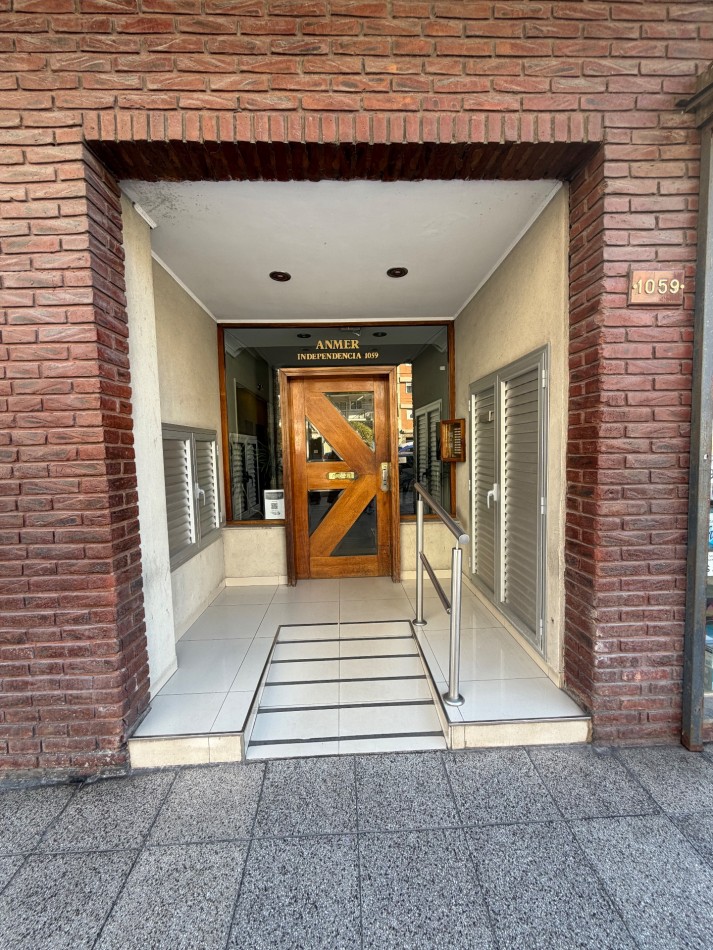 VENTA DEPARTAMENTO DE 3 AMBIENTES EN INDEPENDENCIA Y LIBERTAD