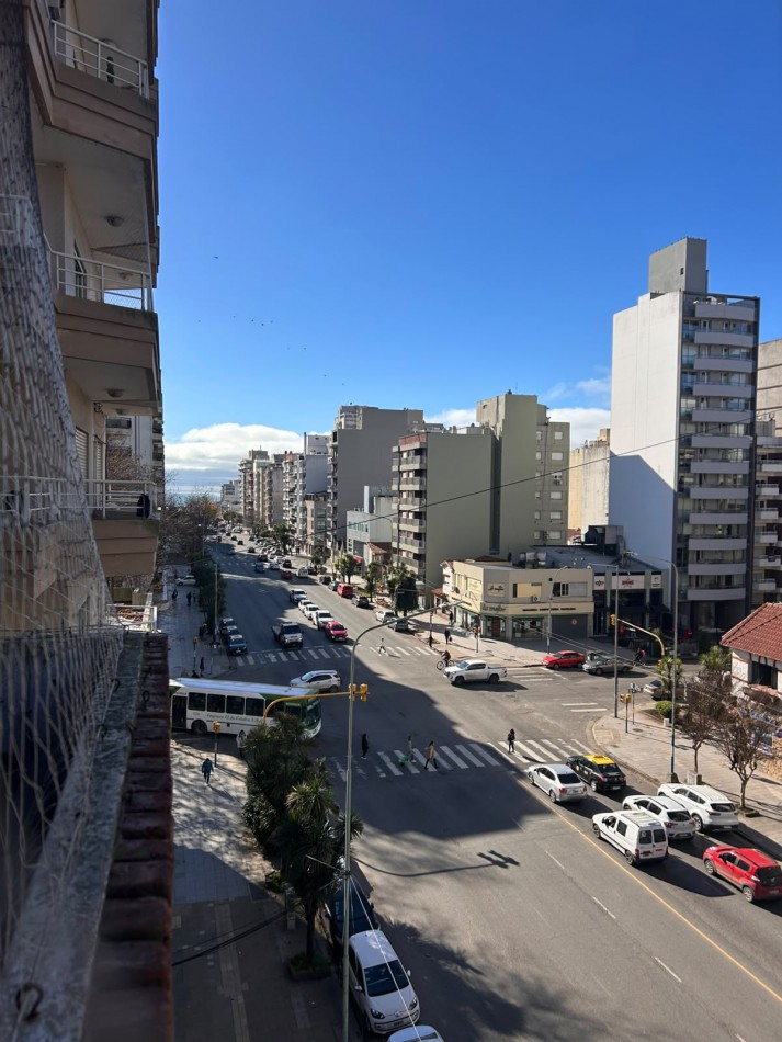 VENTA DEPARTAMENTO DE 3 AMBIENTES EN INDEPENDENCIA Y LIBERTAD