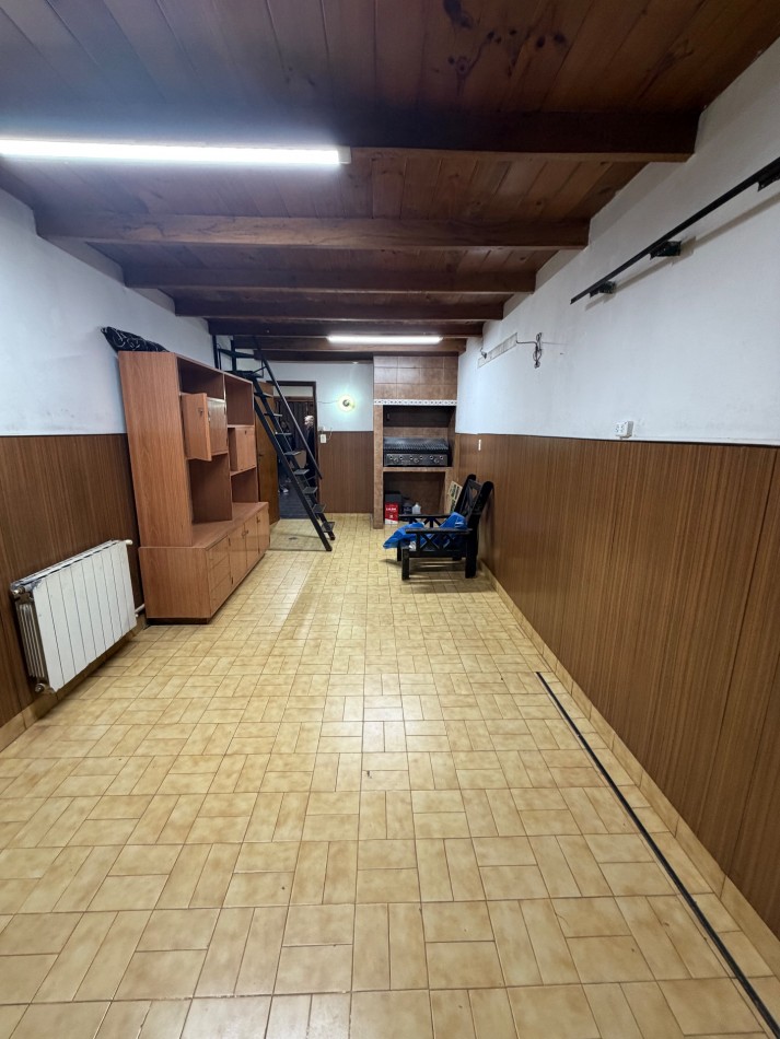 VENTA CASA DE 3 AMBIENTES EN NAPOLES AL 6600