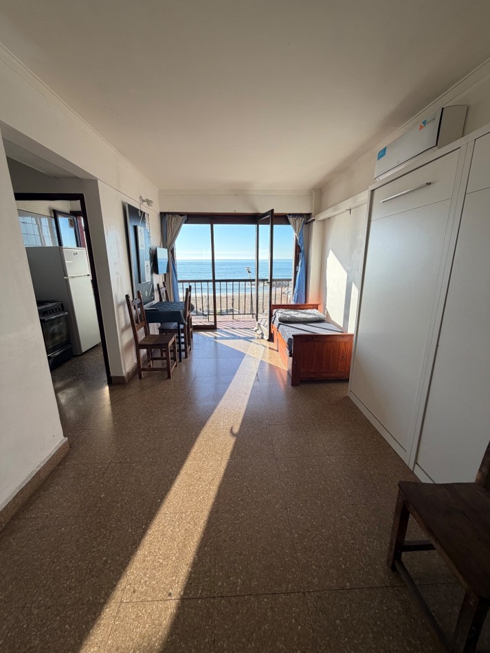 VENTA DEPARTAMENTO DE 1 AMBIENTE CON VISTA AL MAR EN SAN LUIS Y LA COSTA 