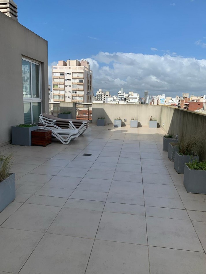 VENTA DEPARTAMENTO DE 2 AMBIENTES EN INDEPENDENCIA Y AYACUCHO 
