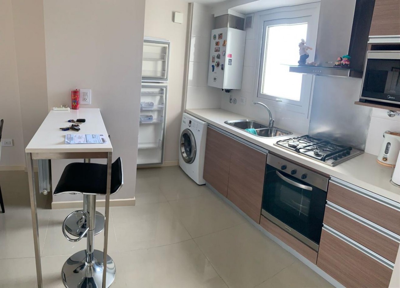 VENTA DEPARTAMENTO DE 2 AMBIENTES EN INDEPENDENCIA Y AYACUCHO 