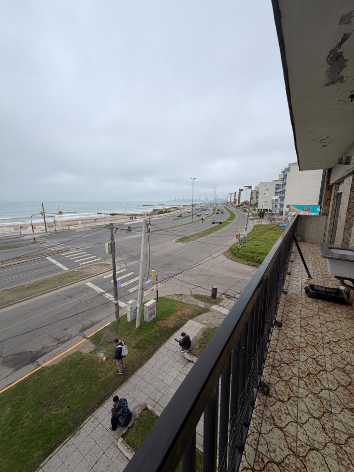 VENTA DEPARTAMENTO DE 4 AMBIENTES EN ESTRADA Y LA COSTA 