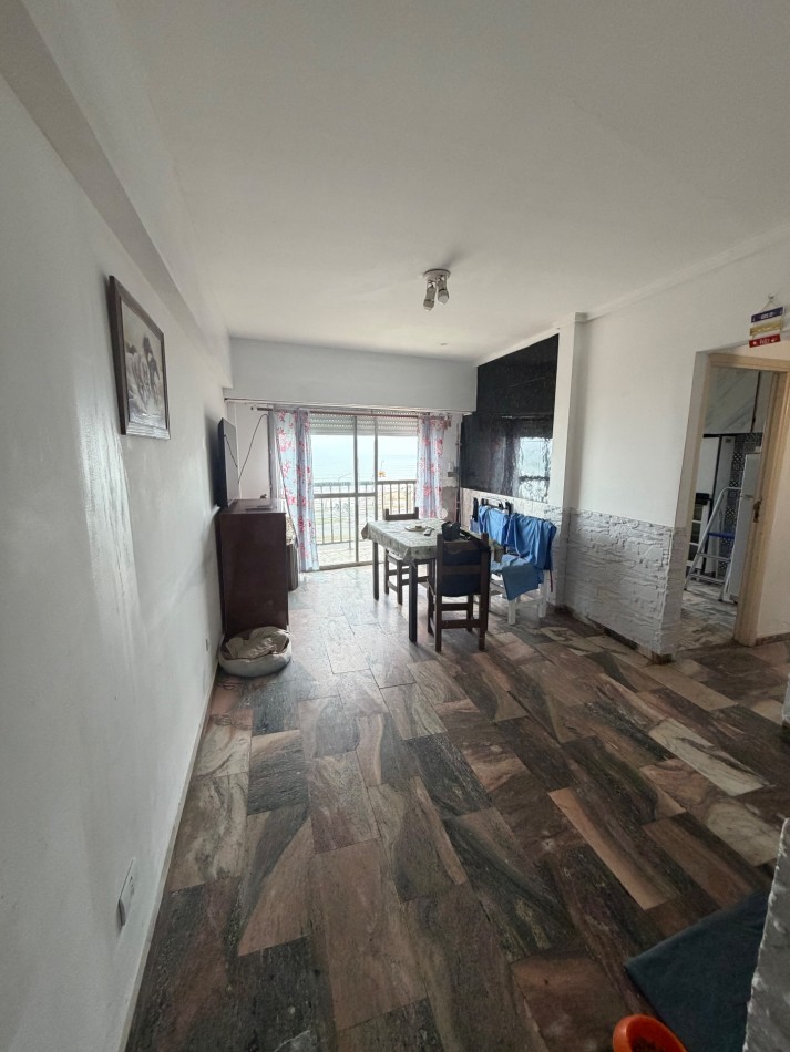 VENTA DEPARTAMENTO DE 4 AMBIENTES EN ESTRADA Y LA COSTA 