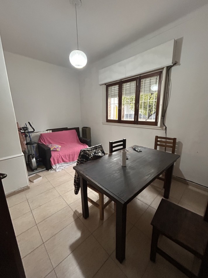 Venta PH de 2 ambientes en Funes y 25 de Mayo 