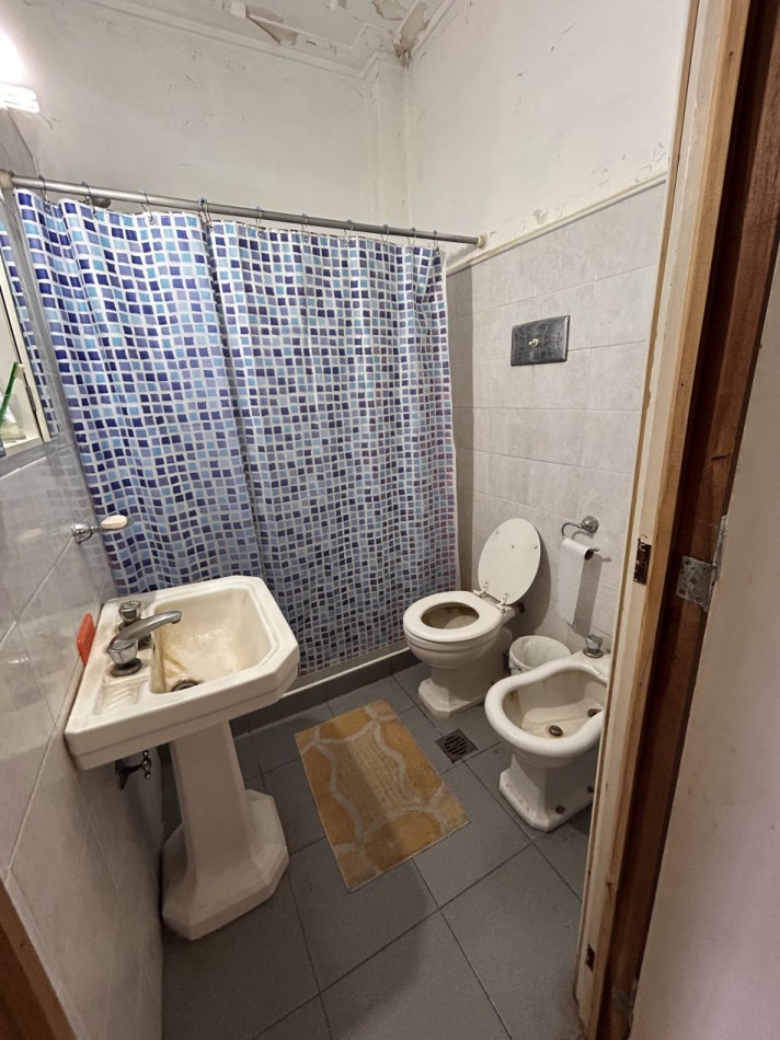 Venta Chalet de 5 ambientes en 9 de Julio y España 