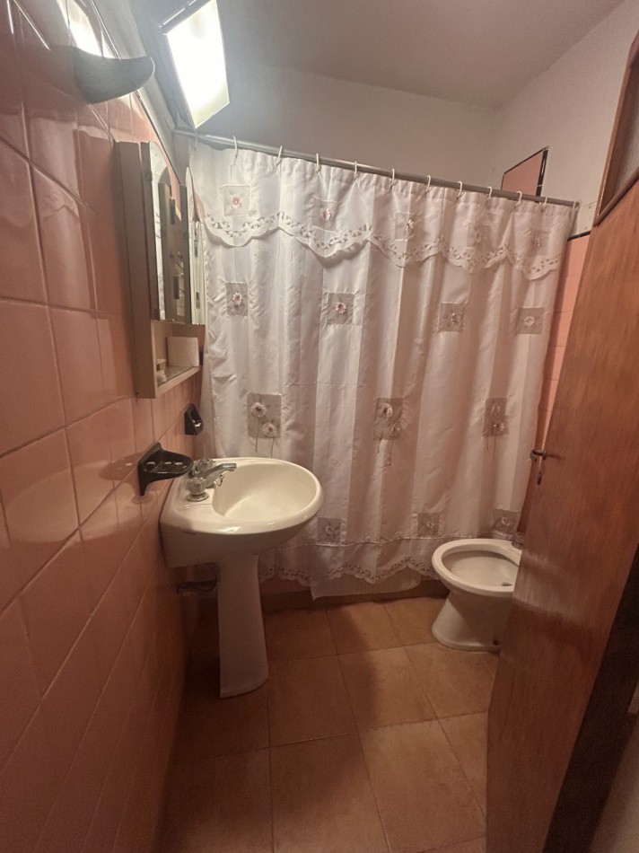 VENTA PH DE 3 AMBIENTES EN SALTA Y 3 DE FEBRERO 