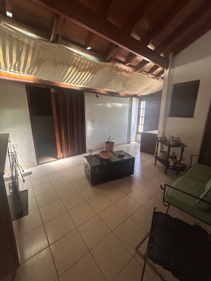 Venta casa de 3 ambientes con dependencia en Cataluña y Torres de Vera y Aragon