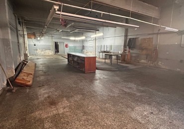 ALQUILER GALPON DE 570 METROS EN INDEPENDENCIA Y ALMAFUERTE 