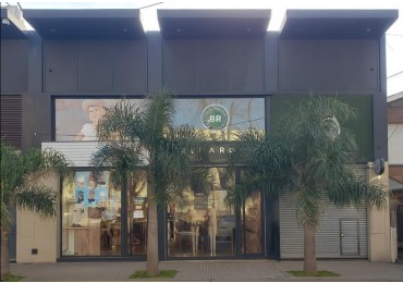 VENTA LOCALES EN SAN LORENZO Y GUEMES 