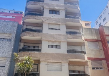 VENTA DEPARTAMENTO DE 2 AMBIENTES EN LA RIOJA Y LIBERTAD 