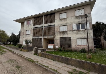 Venta departamento de 3 ambientes en Ayacucho al 7100